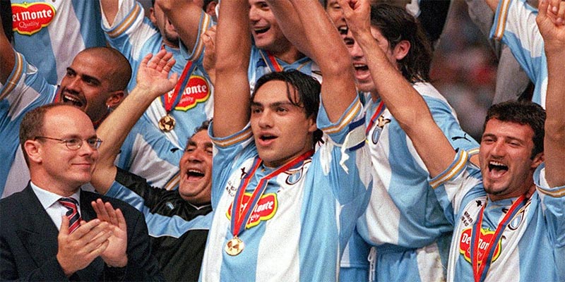 Lazio là cái tên cuối cùng vô địch UEFA Super Cup trong thế kỷ 20