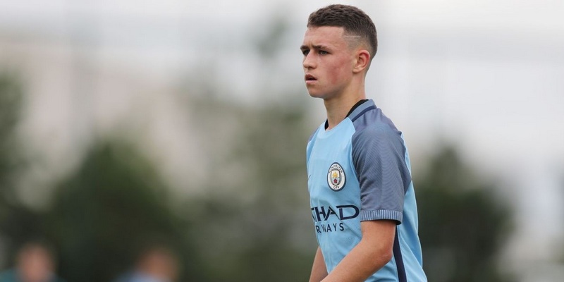 Phil Foden trưởng thành từ chính học viện bóng đá của câu lạc bộ Manchester City