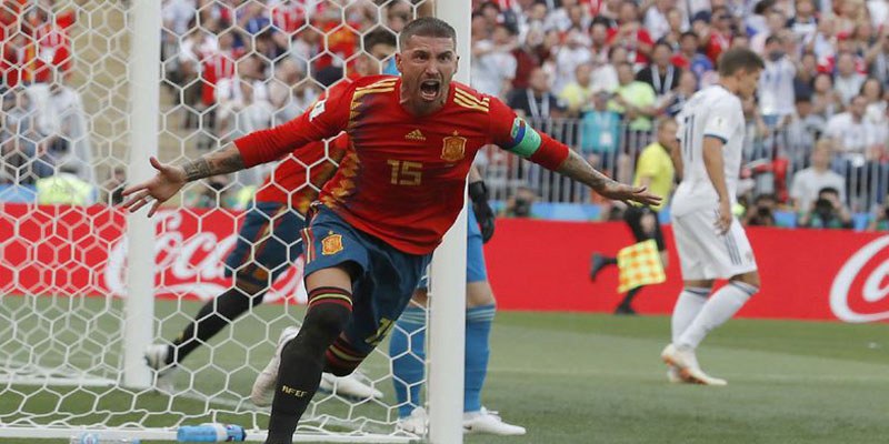 Ramos dũng mãnh khi chơi trong màu áo tuyển